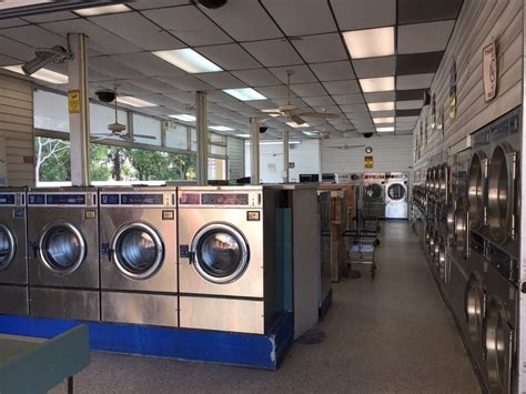 24hr coin laundromat near me|24 hour self serve laundromat.